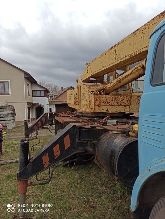 Продам автокран на базі Маз500