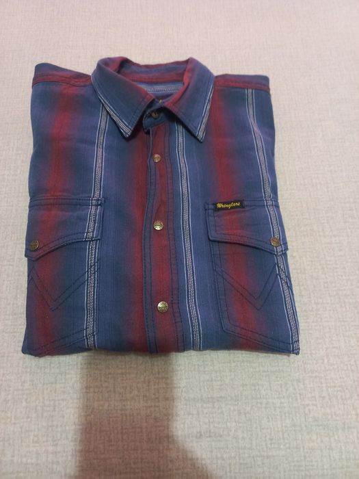Катоновая рубашка Wrangler.