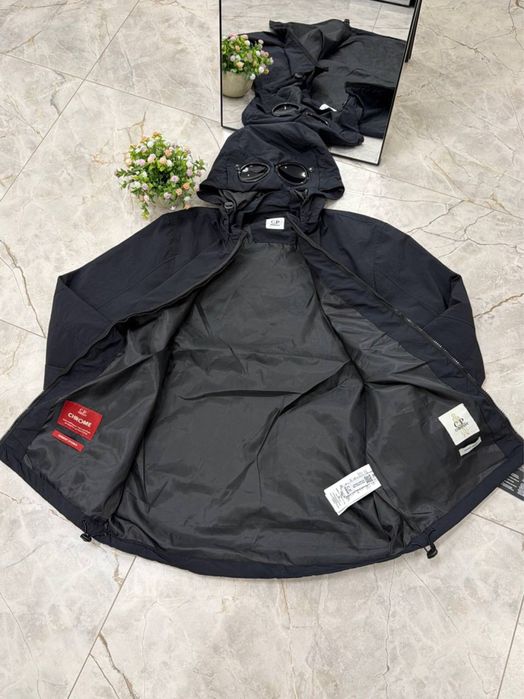Вітровка Cp Company