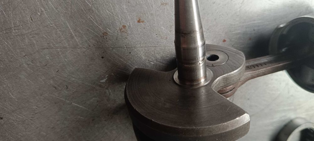 Wał korbowy z tłokiem Stihl do MS 051AV