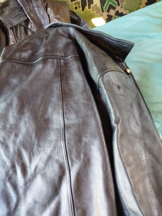 Продам кожаная куртка Romanoff