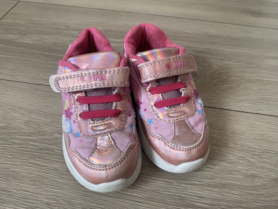 Кросівки для дівчинки 23-24 розмір