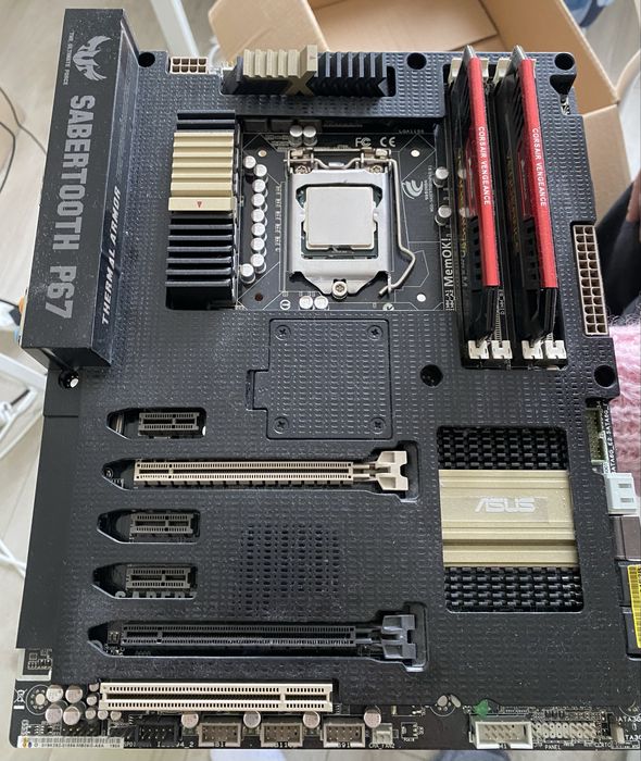 Asus Sabertooth p67,i5 2500k,16 ram s1155
