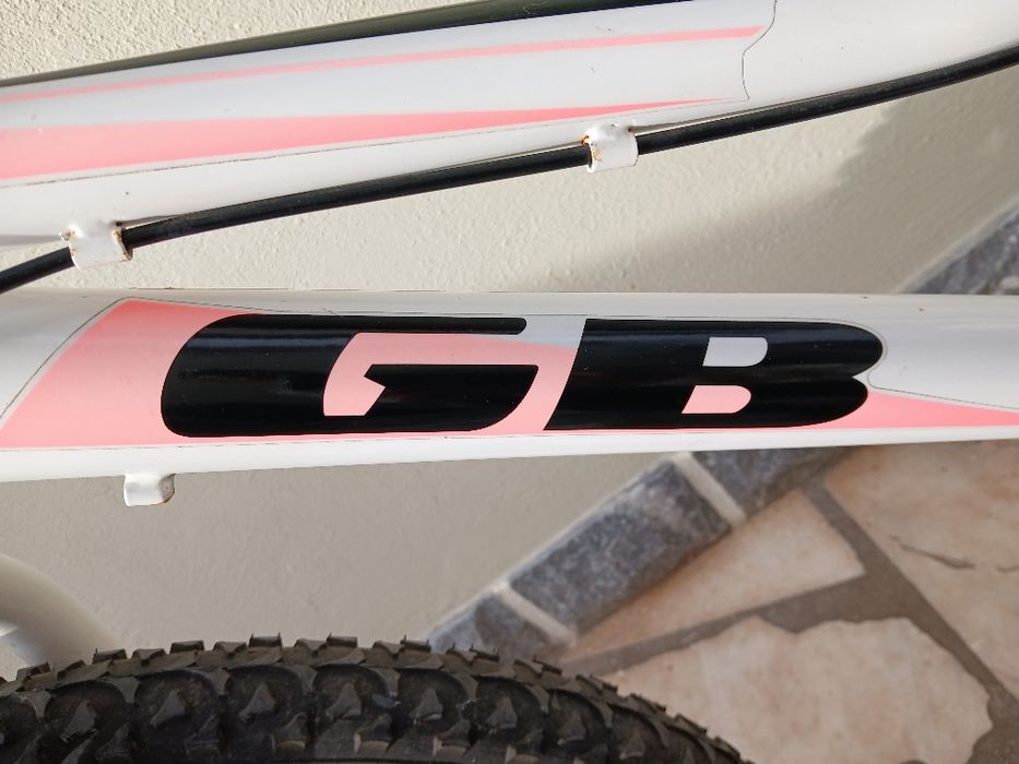 Bicicleta GB branca