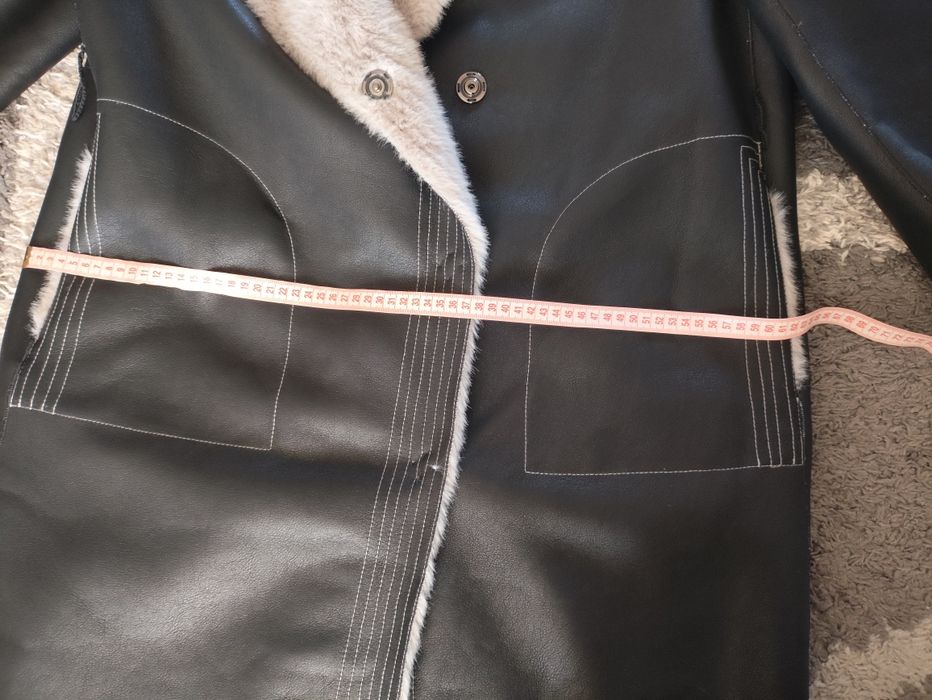 Продаю дублянку у відмінному стані.