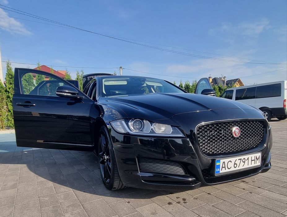 jaguar xf 2.0d 2017