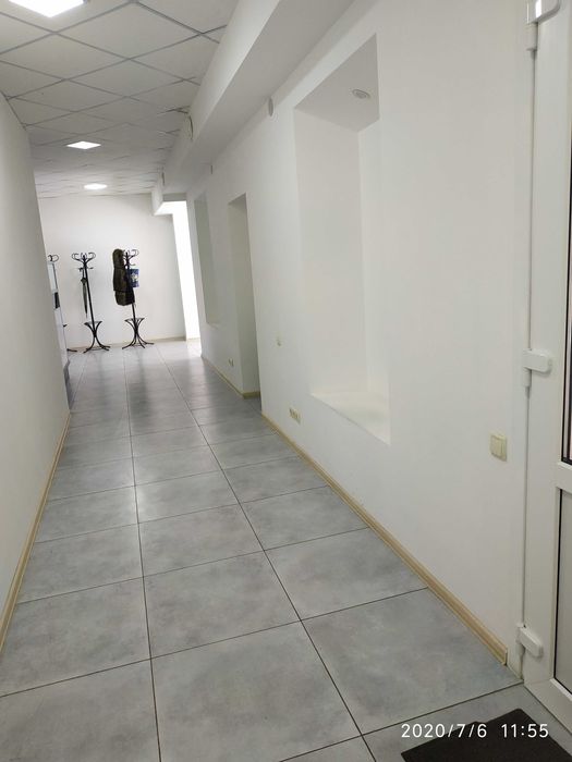 270 кв.м.  офісне приміщення у центрі міста