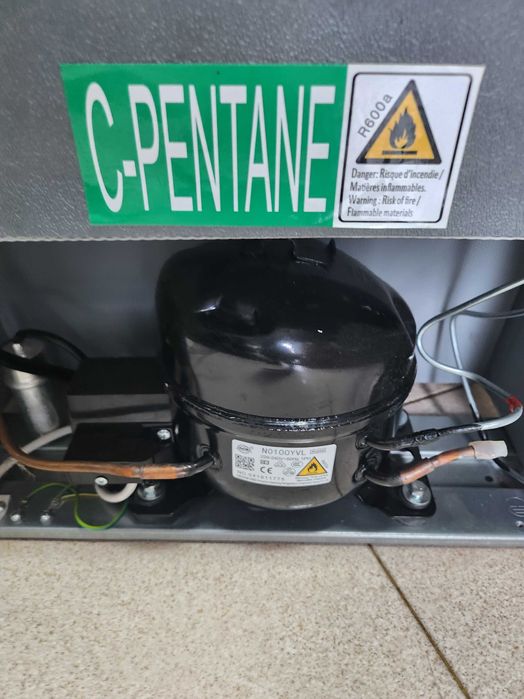 Arca Congeladora Vertical Jocel JCV63