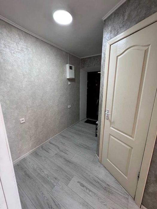 Здається світла та тепла однокімнатна квартира з чудовим розташуванням