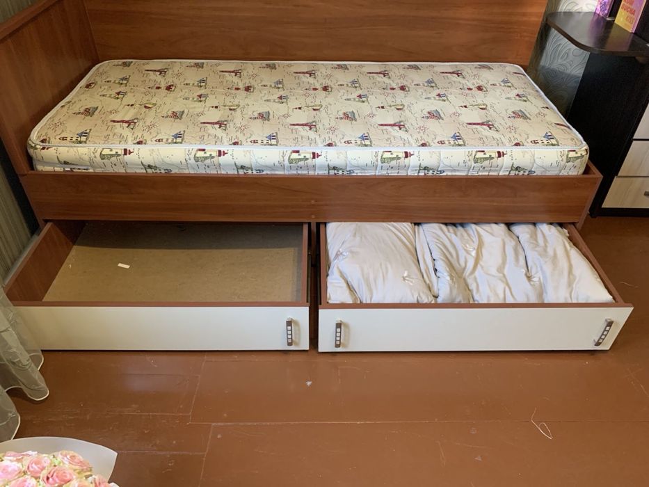 Два ліжка  кровать односпальне кутове  для двох дітей