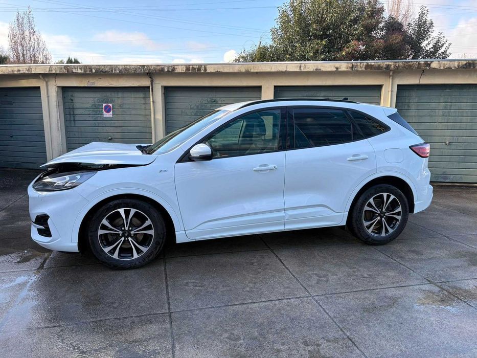 FORD KUGA 1.5 Ecoboost ST-LINE Gasolina
