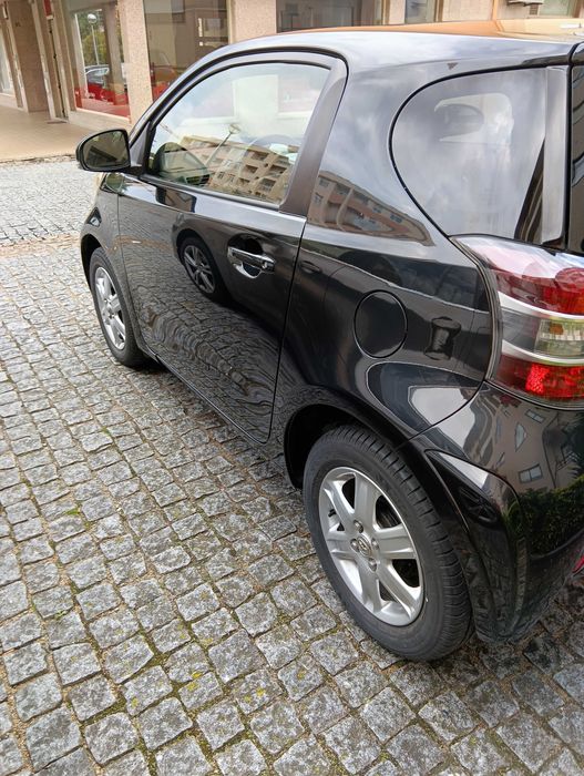 automovel toyota iq — photo 3