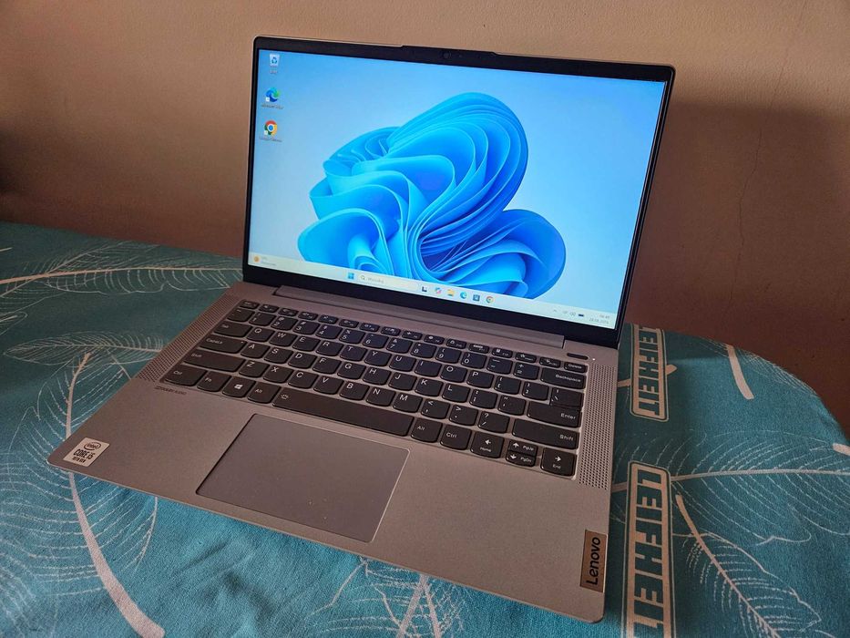 Laptop Lenovo i5-10th 8Gb Ram 512Gb SSD do pracy rozrywki - mocny laptop