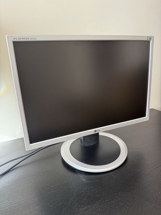 Монітор LG Flatron 19’