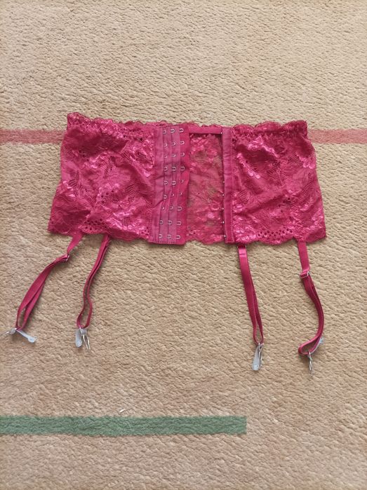 кружевной пояс для чулок темно-розового цвета Avidlove размер S