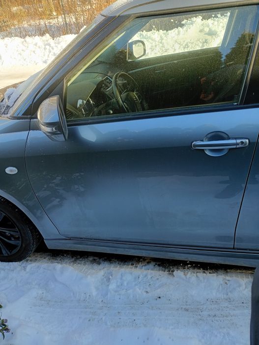 Suzuki Swift MK7 drzwi przednie lewe zcd idealne