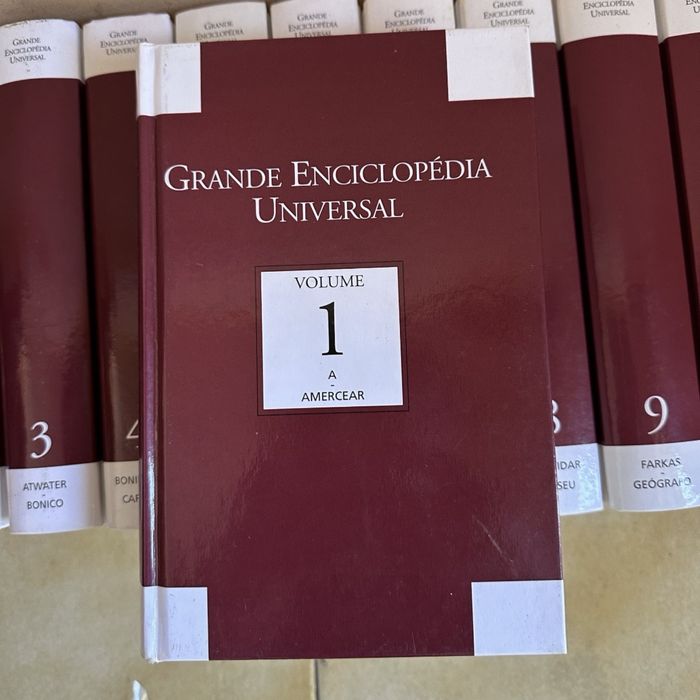Vendo A Grande Enciclopedia Universal Colecao Completa