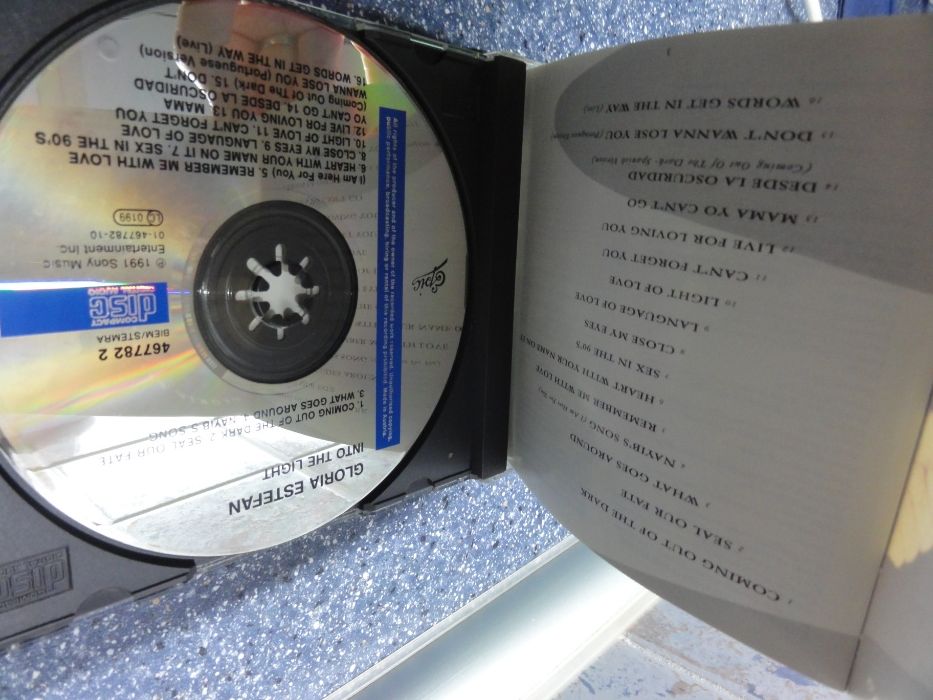 CD Gloria Estefan. № 4677822. Лицензия!16 компз. Буклет. Из Зап