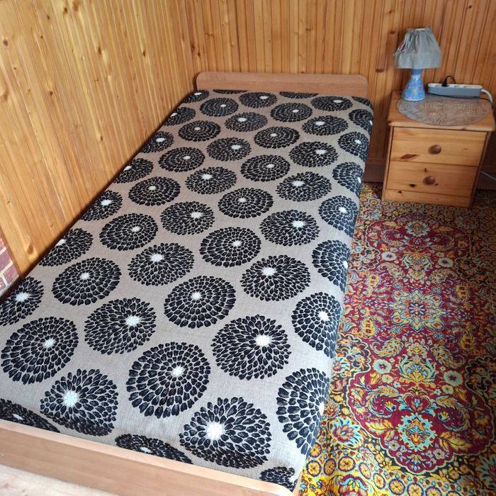 2 tapczany, używane w dobrym stanie