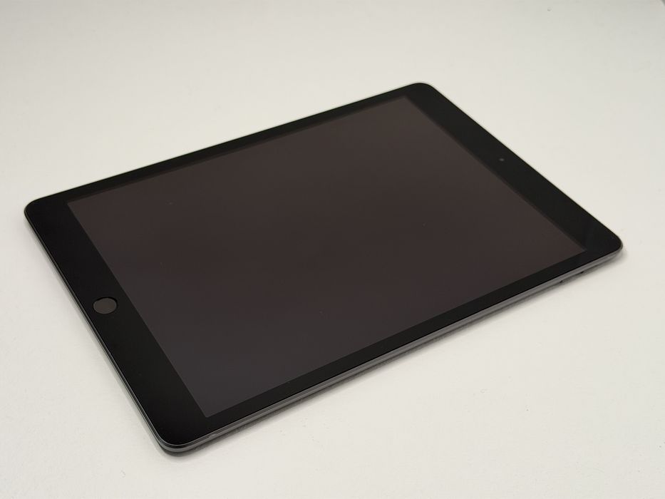 iPad 8. gen. (A2270) - 32GB - faktura VAT 23%