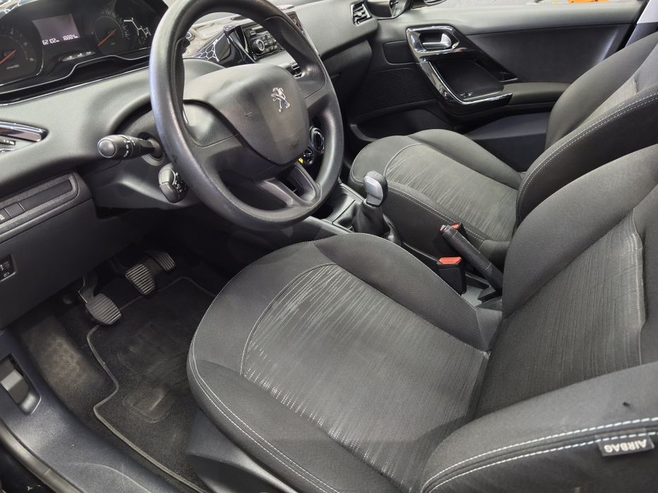 Peugeot 208 1.4 HDi Access – 162.000 km | 18 Meses de Garantia