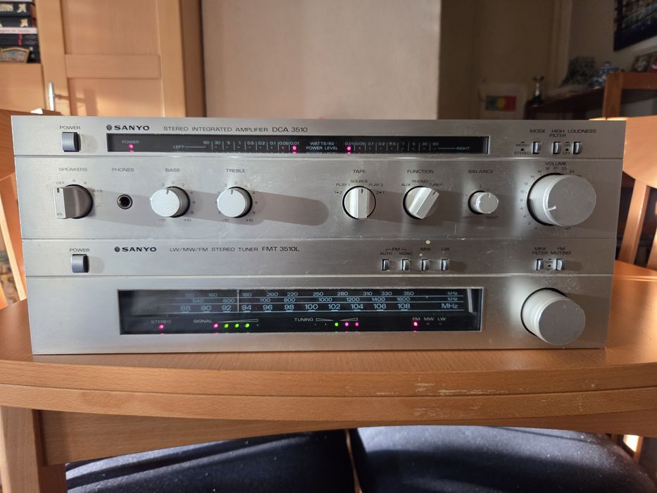 Tuner e amplificador da Sanyo 3510