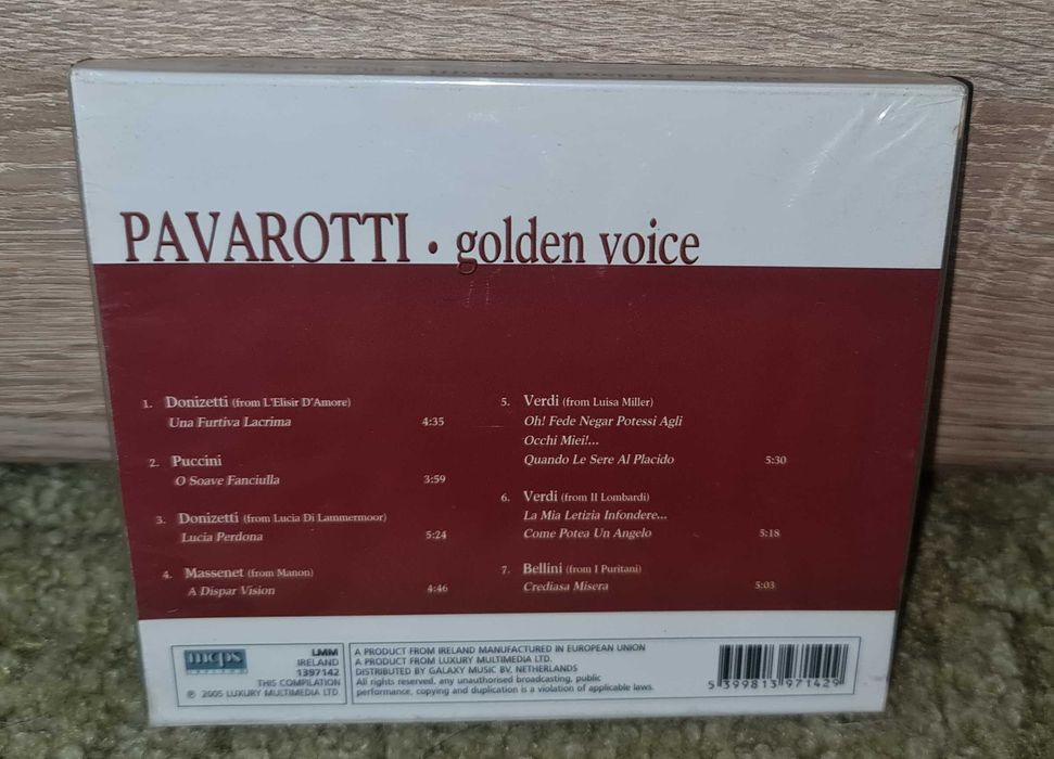 Pavarotti / Golden Voice / CD / FOLIA /