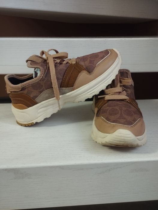 Кросівки coach, guess, Calvin Klein