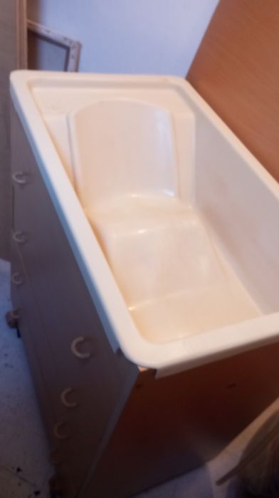 Cómoda banheira para bebé