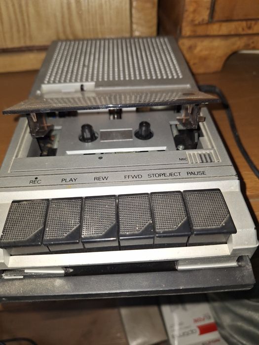Magnetofon dyktafon ALBA Dr-160