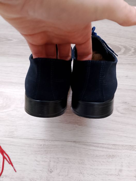 Eleganckie buty chłopięce 31
