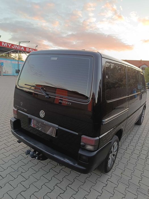 Volkswagen Transporter T4 2,5 benzyna klimatyzacja 9 osobowy