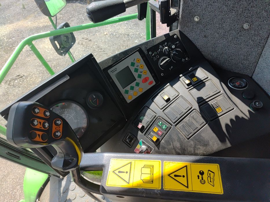 Kombajn zbożowy deutz fahr 5660 HTS Balance