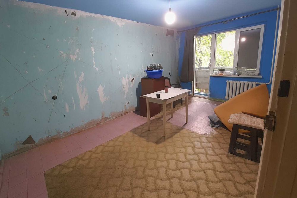 Продам 2 комн квартиру 2/5 эт. на  Черемушках (Филатова/Рабина)