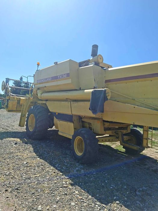 Kombajn New Holland TX34