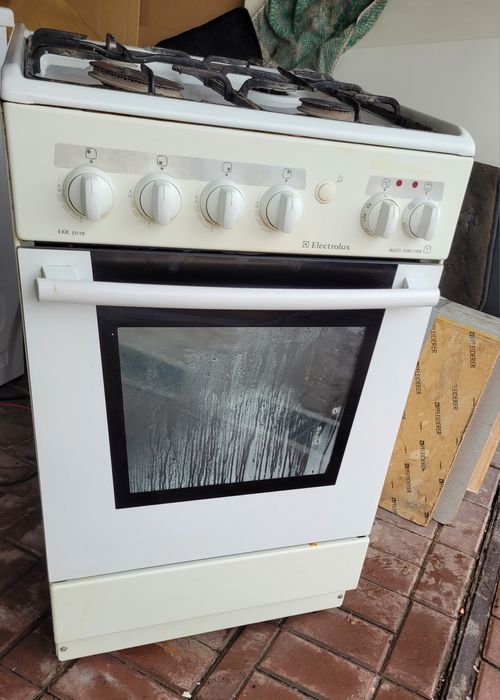 Kuchenka gazowo elektryczna Electrolux