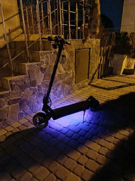 Продам електросамокат Gspace VENUS ECO 9