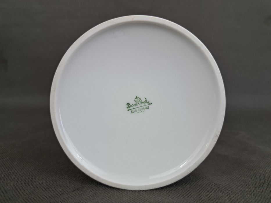 Porcelanowy dzbanek Rosenthal poj. 1 l