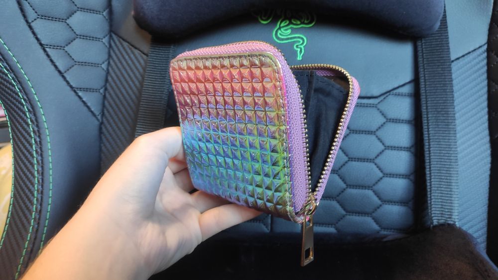 Sinsay holograficzny portfel idealny stan