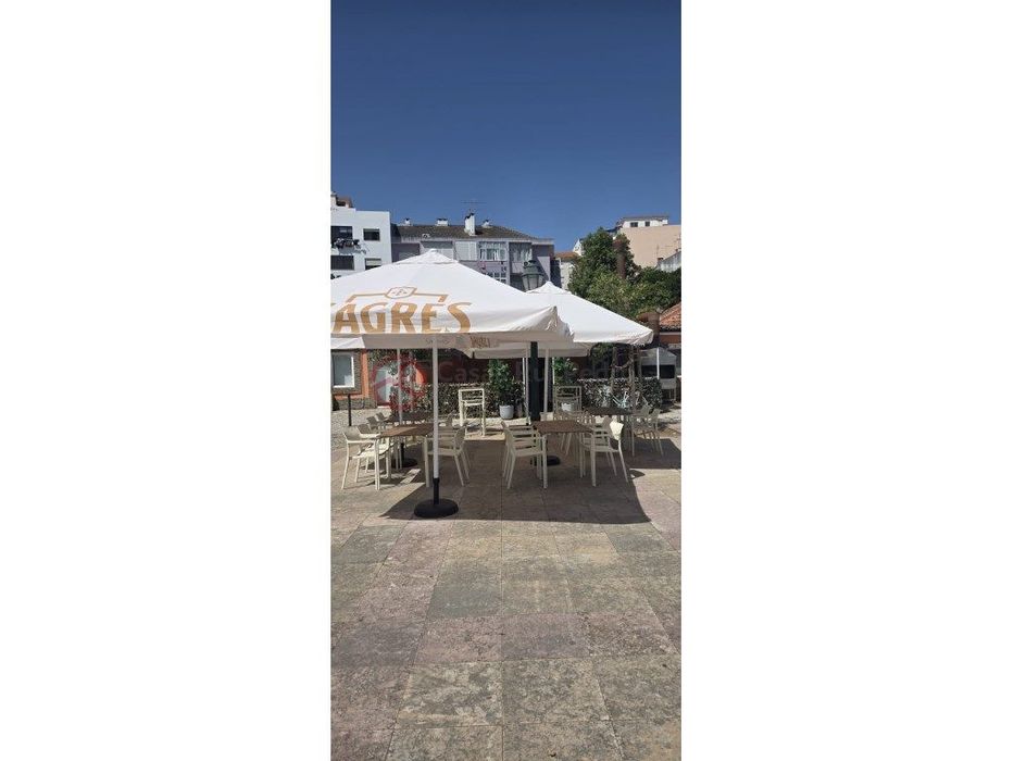 Trespasse de Restaurante na Baía da Amora