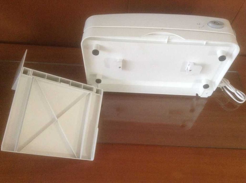 Krajalnica elektryczna do chleba, wędlin,serów itp