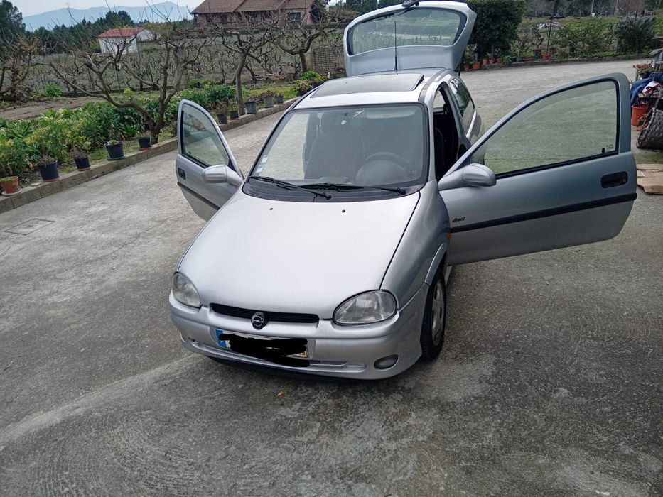 Opel corsa b sport
