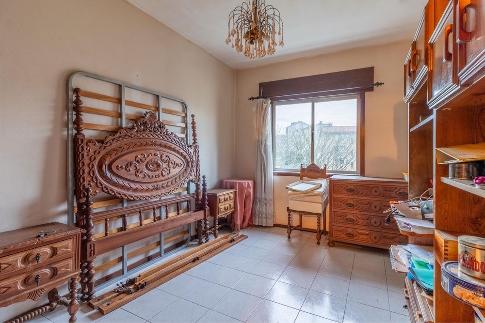 Aprtamento T3 a 5 minutos da Estação de Metro Parque de Real