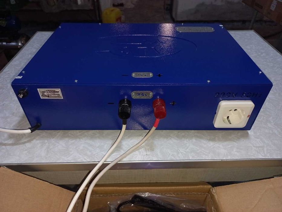 ИБП ФОРТ FX25 (24/220V) для Дома, Дачи (Инвертор) на 1700Вт