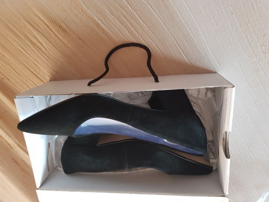 Buty czarne zamszowe r.37 ALDO