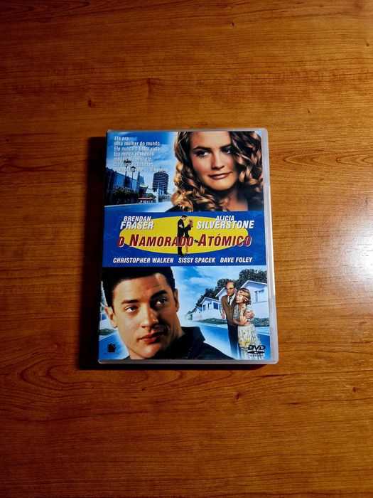 THE ATOMIC BOYFRIEND (Brendan Fraser/Alicia Silverstone/Sissy Spacek)64752336379137120