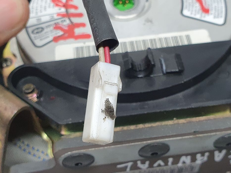 Airbag do volante KIA Carnival I (UP)