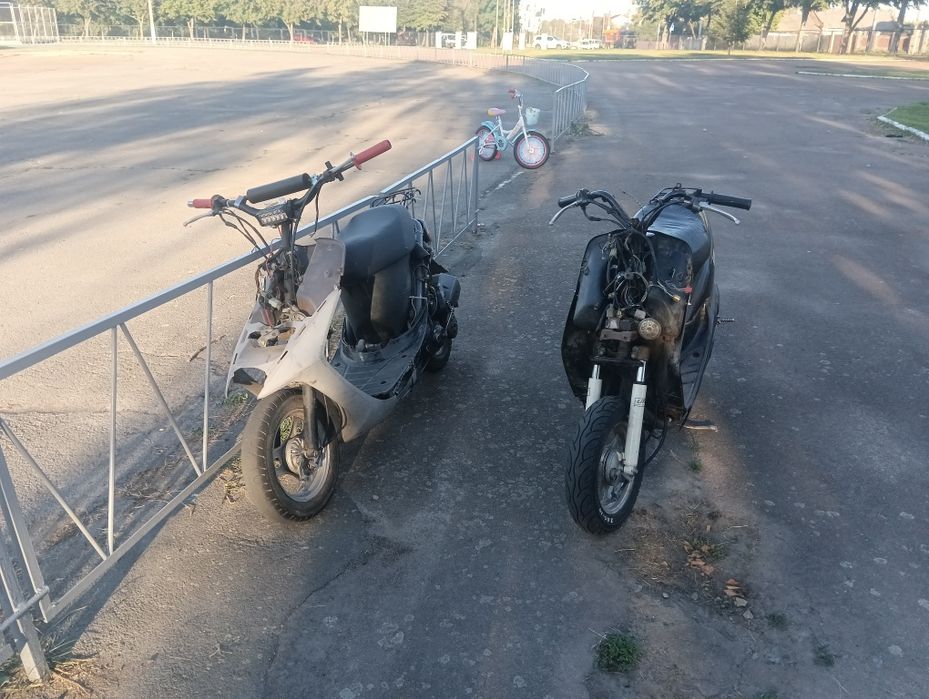 Продам скутер Хонда Дио 27