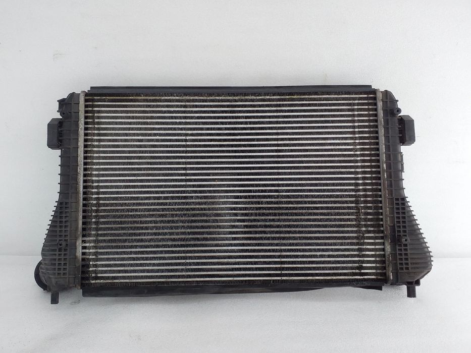 Radiador do intercooler SKODA Octavia II Hatchback (1Z3)