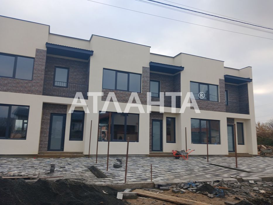 Чудовий 2 поверховий котедж замціною квартири